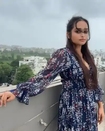 Tangtse Escorts